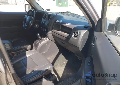 2015 Jeep Patriot High Altitude Edition z USA, uszkodzony, nr VIN 1C4NJRFB2FD168448